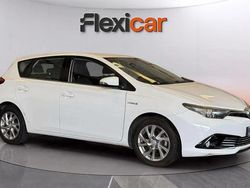 Blanco Usado 2016 Toyota Auris Hybrid Business Edition Berlina | 12.490 € (Buen precio)
