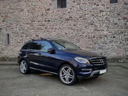 Azul Usado 2014 Mercedes ML500 SUV | 25.900 €