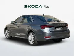 Gris Nuevo 2024 Skoda Octavia Style Berlina | 29.900 € (Precio justo)