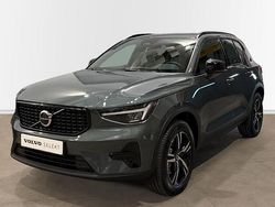 Gris Nuevo 2025 Volvo XC40 Plus SUV | 40.900 € (Precio justo)
