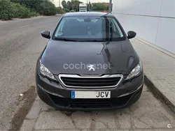 Gris / plata Usado 2015 Peugeot 308 Active Berlina | 7990 € (Precio justo)
