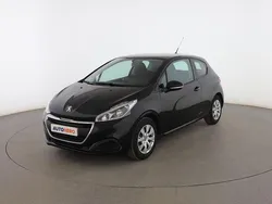 Negro Usado 2015 Peugeot 208 Active Utilitario | 8299 € (Precio justo)