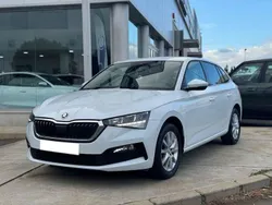 Blanco Usado 2022 Skoda Scala Ambition Utilitario | 15.900 € (Precio justo)