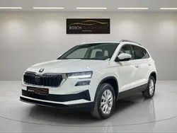 Blanco Usado 2021 Skoda Karoq Ambition SUV | 25.490 € (Caro)