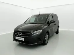 Negro loparita metalizado Usado 2023 Mercedes 180 Advantage Berlina | 23.760 € (Precio justo)