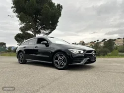 Negro Usado 2020 Mercedes CLA250 Shooting Brake Familiar | 27.400 €