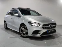 Gris / plata Usado 2021 Mercedes B200 Monovolumen | 26.999 € (Precio justo)
