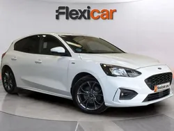 Blanco Usado 2021 Ford Focus ST-Line Berlina | 14.490 € (Precio justo)