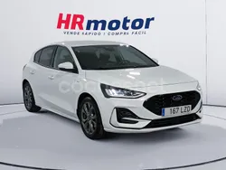 Blanco Usado 2022 Ford Focus ST-Line Berlina | 18.610 € (Precio justo)