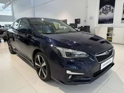 Azul Usado 2018 Subaru Impreza Berlina | 16.900 €