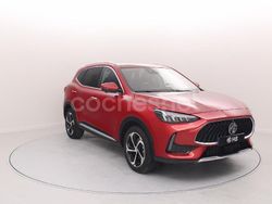 Rojo Usado 2025 MG HS Luxury SUV | 25.990 €