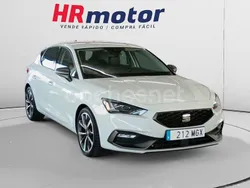 Blanco Usado 2023 Seat Leon FR Berlina | 23.950 € (Un poco caro)