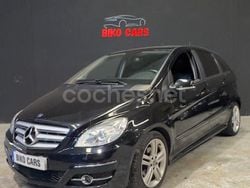 Negro Usado 2009 Mercedes B200 Monovolumen | 7600 € (Precio justo)