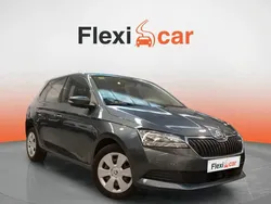 Gris Usado 2019 Skoda Fabia Active Berlina | 7990 € (Buen precio)