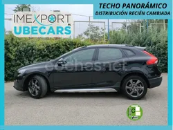 Negro Usado 2016 Volvo V40 CC Momentum Familiar | 11.500 € (Precio justo)