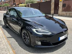 Eléctrico Usado 2018 Tesla Model S Berlina | 24.500 € (Caro)