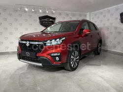Rojo Nuevo 2025 Suzuki SX4 S-Cross SUV | 28.400 €
