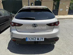 Gris / plata Usado 2023 Mazda 3 Homura-Line Berlina | 23.900 € (Precio justo)