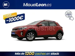 Rojo Usado 2022 Kia Stonic SUV | 16.485 € (Buen precio)