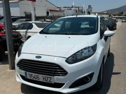 Blanco Usado 2014 Ford Fiesta Titanium Utilitario | 9990 € (Precio justo)