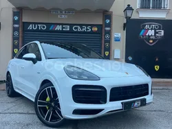 Blanco Usado 2022 Porsche Cayenne Platinum Edition SUV | 77.999 € (Un poco caro)