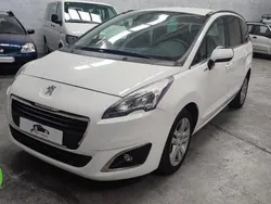 Usado 2015 Peugeot 5008 Style Monovolumen | 12.000 € (Caro)