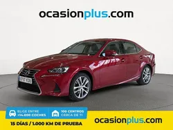 Rojo Usado 2017 Lexus IS300h Executive Line Berlina | 21.900 € (Precio justo)