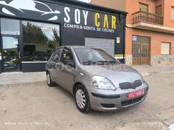 Amarillo Usado 2005 Toyota Yaris Luna Berlina | 3490 € (Precio justo)