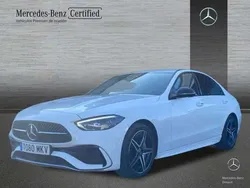 Blanco polar Usado 2023 Mercedes C220 AMG line Berlina | 43.900 € (Precio justo)