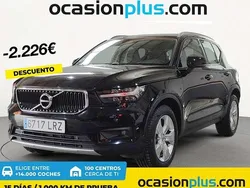 Negro Usado 2021 Volvo XC40 Momentum SUV | 22.264 € (Buen precio)