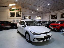 Blanco Usado 2022 VW Golf VIII Life Berlina | 21.490 € (Precio justo)