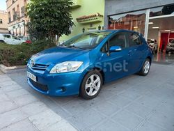 Azul Usado 2012 Toyota Auris Active Berlina | 8990 € (Un poco caro)