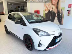 Blanco Usado 2019 Toyota Yaris Hybrid Sport Utilitario | 14.500 € (Precio justo)