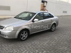 Gris / plata Usado 2004 Chevrolet Nubira SX Berlina | 1800 €