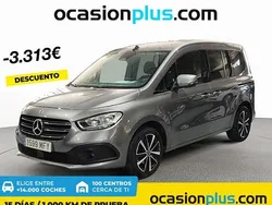 Gris Usado 2023 Mercedes 180 Berlina | 22.845 € (Precio justo)