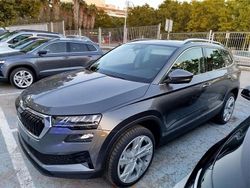 Nuevo 2025 Skoda Karoq SUV | 30.890 € (Buen precio)