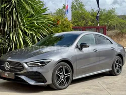 Gris / plata Usado 2024 Mercedes CLA250e Berlina | 41.500 € (Un poco caro)