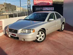 Gris Usado 2006 Volvo S60 Summum Berlina | 3990 € (Precio justo)
