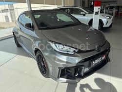 Gris / plata Nuevo 2025 Toyota Yaris Berlina | 51.999 €