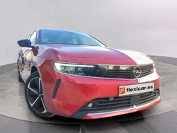Rojo Usado 2023 Opel Astra Elegance Berlina | 17.990 € (Super precio)