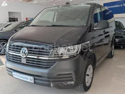Negro Usado 2020 VW Caravelle Monovolumen | 32.900 € (Un poco caro)