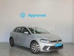 Gris / plata Usado 2024 VW Polo Life Berlina | 17.990 € (Precio justo)