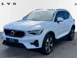 Azul Nuevo 2025 Volvo XC40 Core SUV | 36.600 € (Super precio)