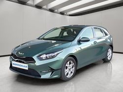 Verde Usado 2023 Kia Ceed Utilitario | 21.590 € (Precio justo)