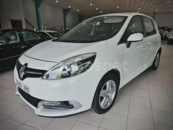 Blanco Usado 2016 Renault Scénic III LIMITED Monovolumen | 9800 € (Precio justo)
