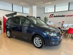 Azul Usado 2014 VW Touran Advance Monovolumen | 13.499 € (Un poco caro)