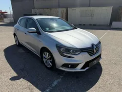Gris Usado 2016 Renault Mégane III Zen Utilitario | 7600 € (Super precio)