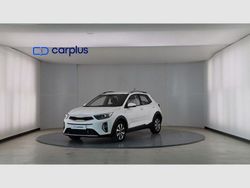 Clear white (sólido) Usado 2024 Kia Stonic SUV | 19.390 € (Un poco caro)