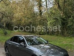 Gris / plata Usado 2023 Mercedes C220 Berlina | 45.000 € (Precio justo)