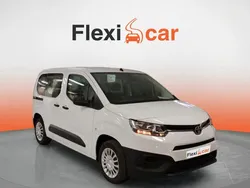 Blanco Usado 2023 Toyota Proace Verso Active Familiar | 21.990 € (Precio justo)